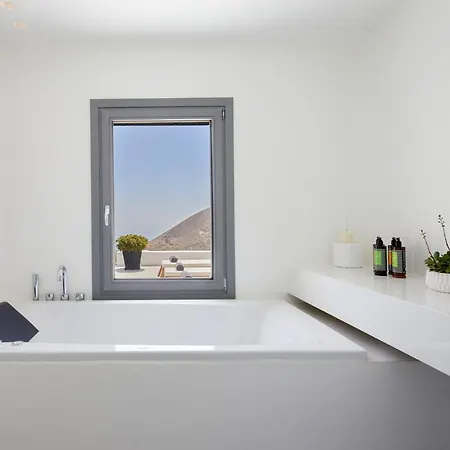 Kamini Santorini Villa *