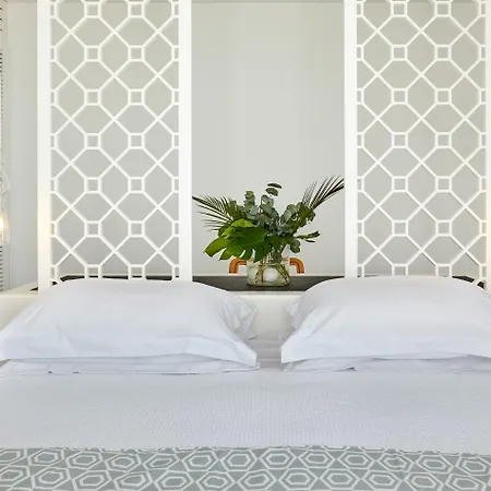 Kamini Santorini Pýrgos