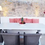 Villa Kamini Santorini