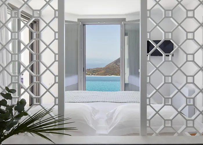 Kamini Santorini Pyrgos Kallistis