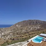 Willa Kamini Santorini