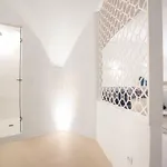 Kamini Santorini Pýrgos