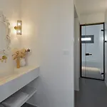 Willa Kamini Santorini *