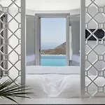 Kamini Santorini Pýrgos