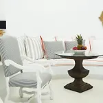 Willa Kamini Santorini Pýrgos