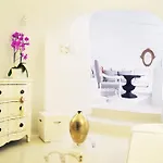 Willa Kamini Santorini
