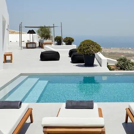Kamini Santorini Villa Pyrgos Kallistis