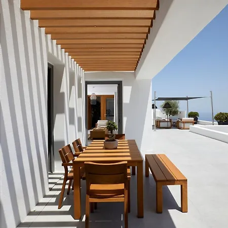 Kamini Santorini Willa
