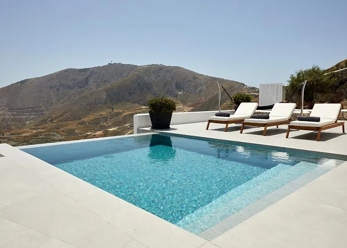 Kamini Santorini * 피르고스