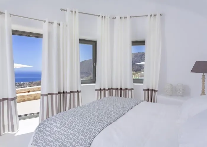 Kamini Santorini 빌라 피르고스