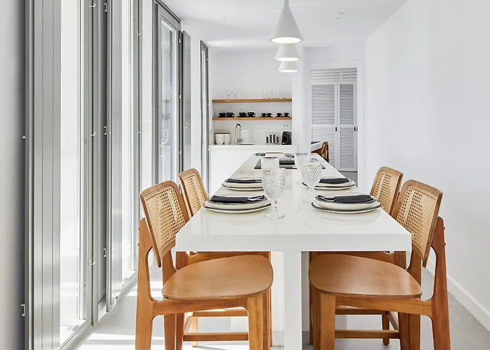 Kamini Santorini * 피르고스